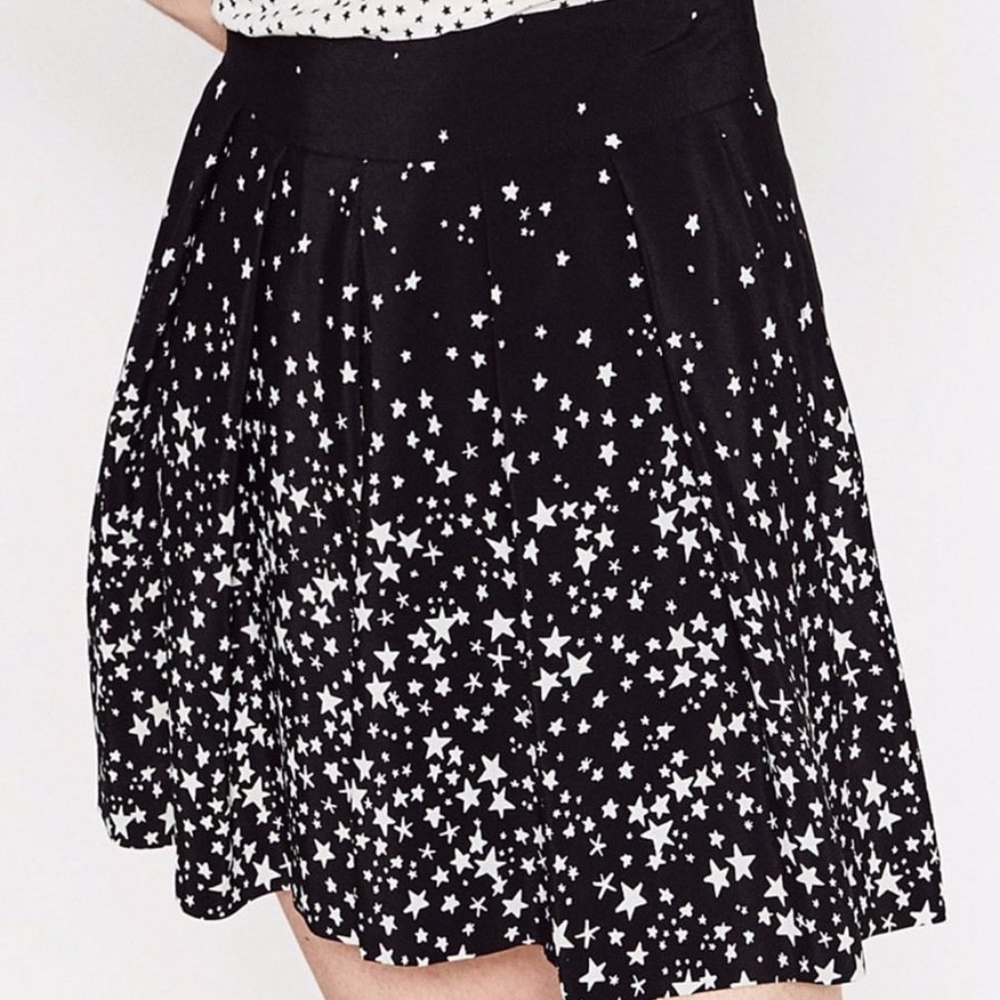 ZARA Black & White Star Print Shorts_3